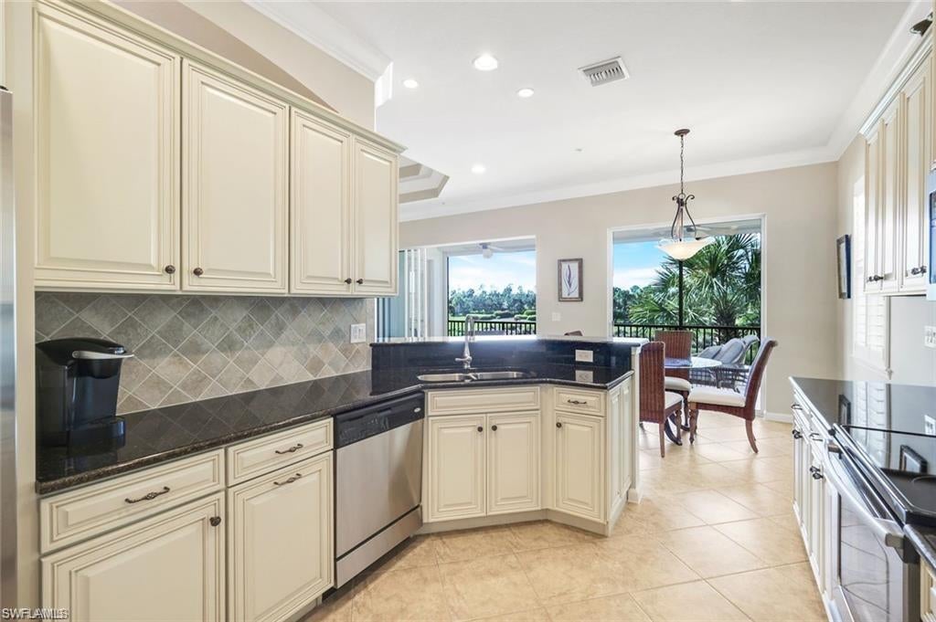 IRONSTONE - Residential Lease