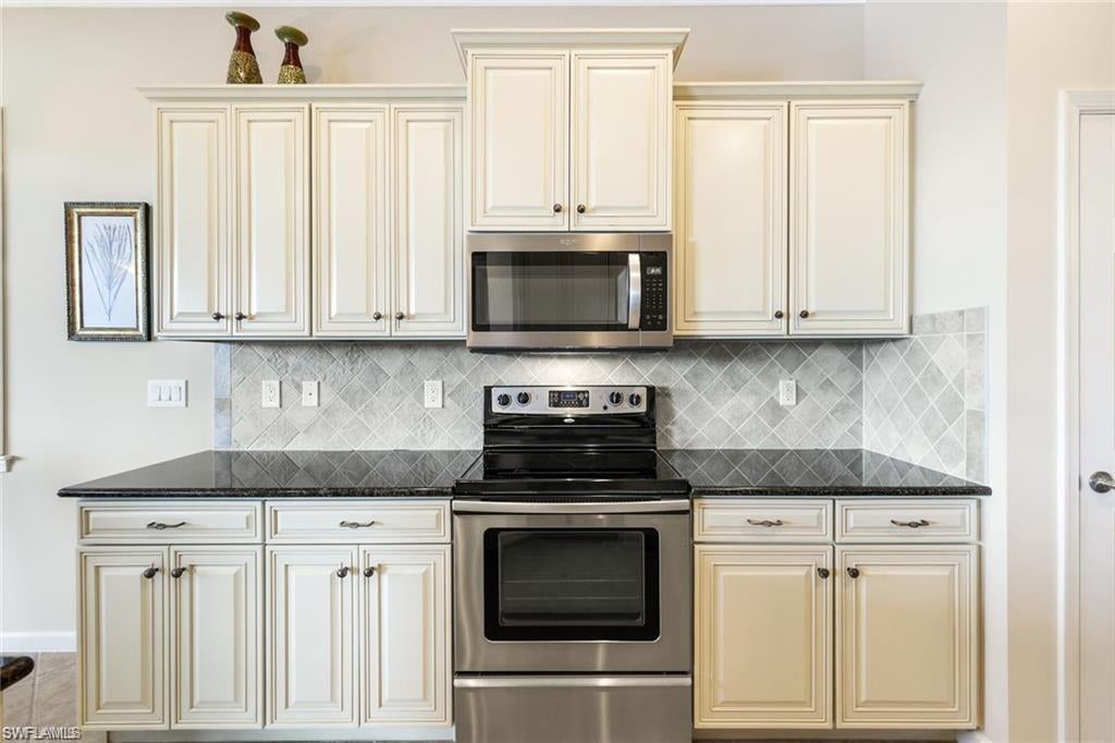 IRONSTONE - Residential Lease
