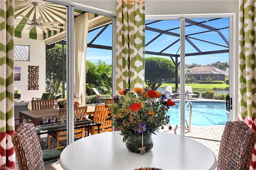 LONGSHORE LAKE - Residential