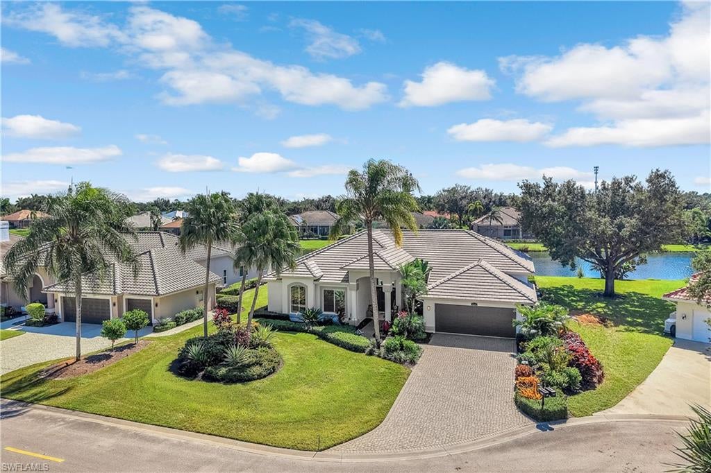 LONGSHORE LAKE - Residential