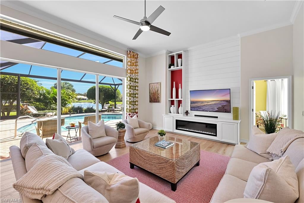 LONGSHORE LAKE - Residential