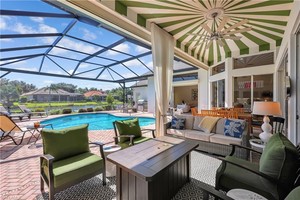LONGSHORE LAKE - Residential