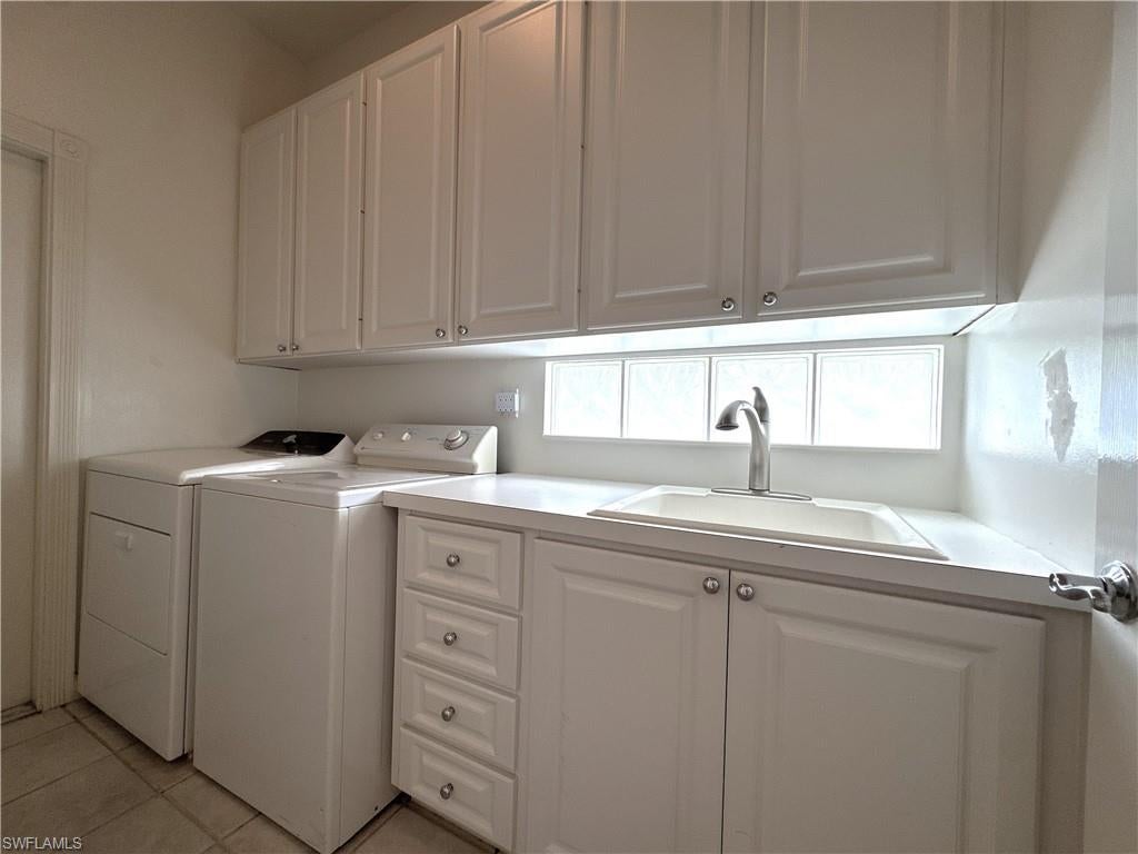 VILLAGE WALK - Residential Lease