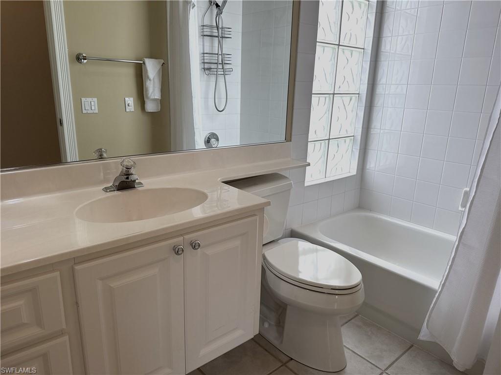 VILLAGE WALK - Residential Lease