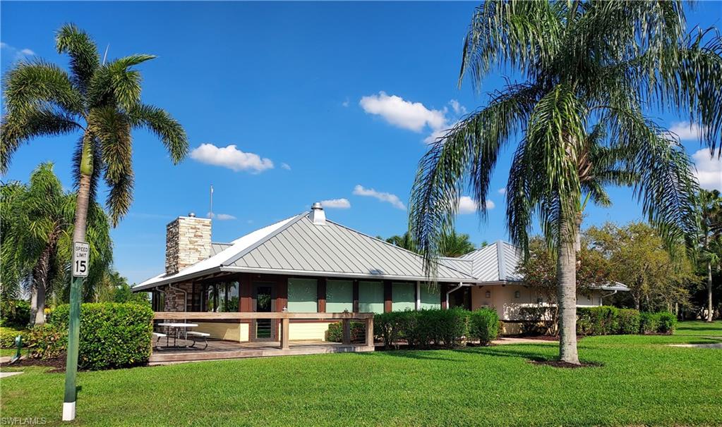 RIVERBEND MOTORCOACH RESORT - Land