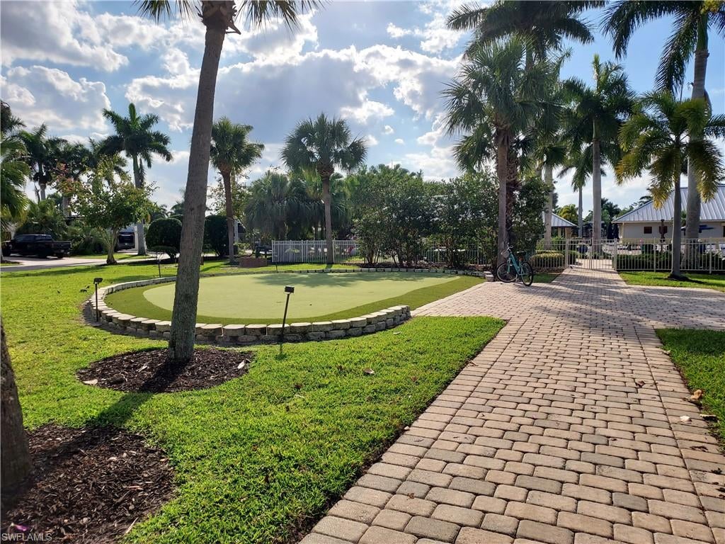 RIVERBEND MOTORCOACH RESORT - Land