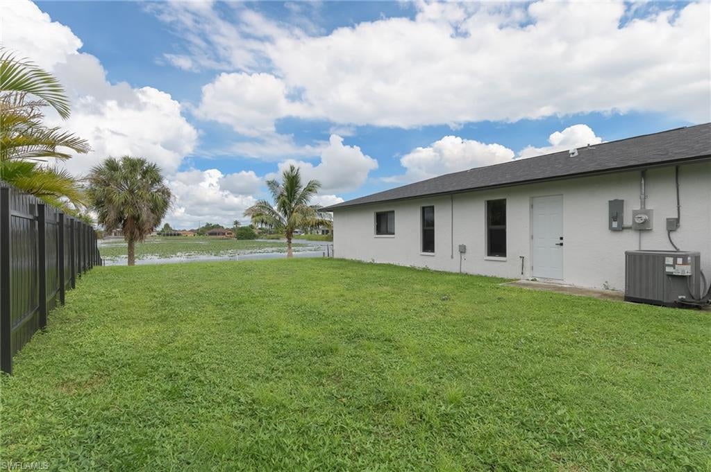 CAPE CORAL - Residential