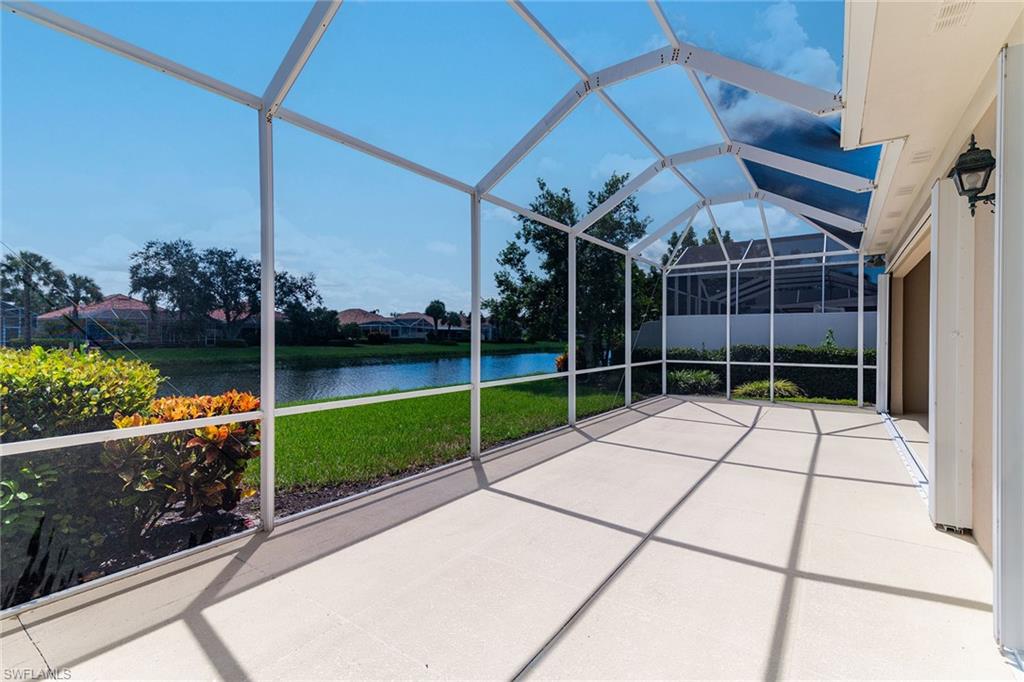 VILLAGE WALK - Residential