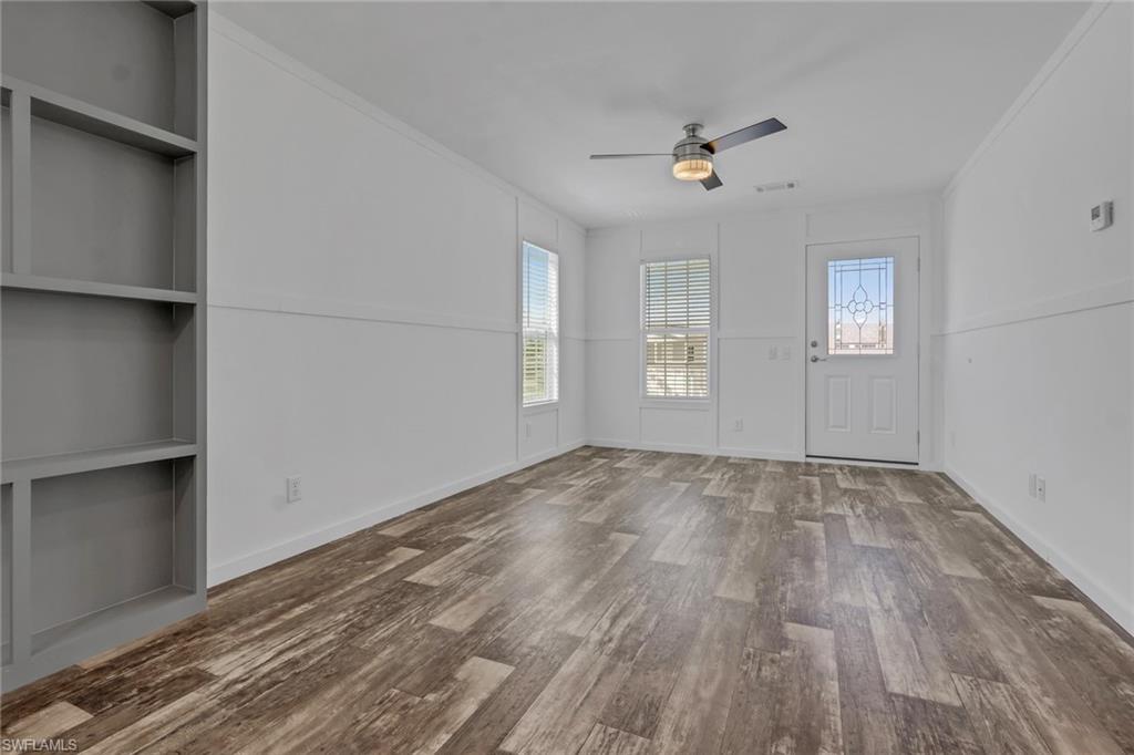 PLANTATION ESTATES MOBILE HOME - Residential