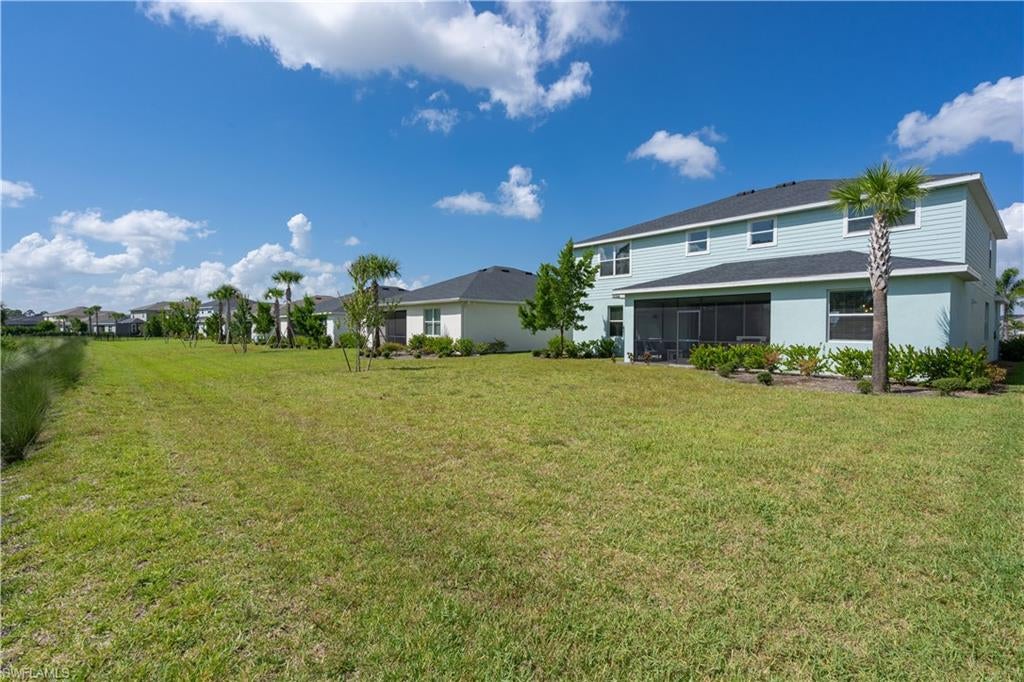 TRAILS EDGE - Residential