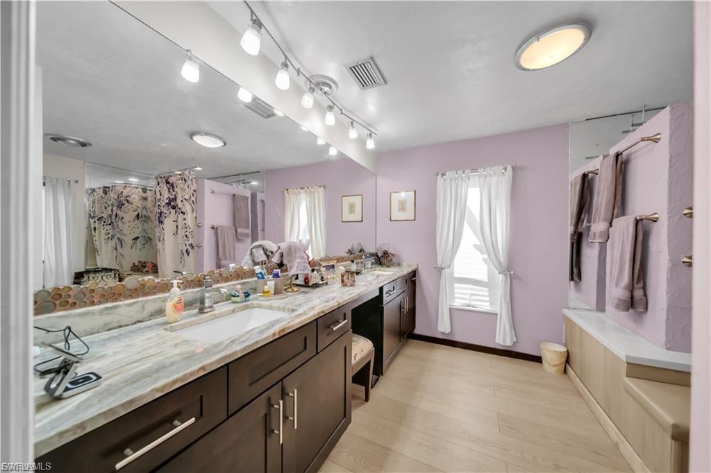 NORTH FORT MYERS - Residential