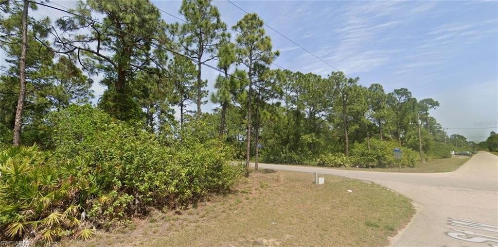 LEHIGH ACRES - Land