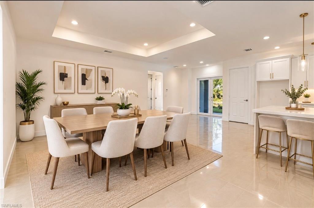 TWIN LAKE ESTATES - Residential