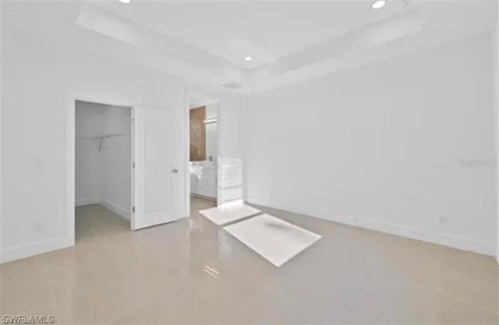 TWIN LAKE ESTATES - Residential