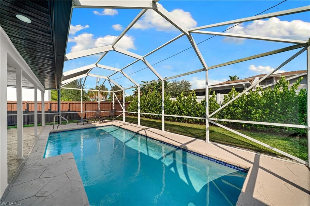 MARCO ISLAND - Residential