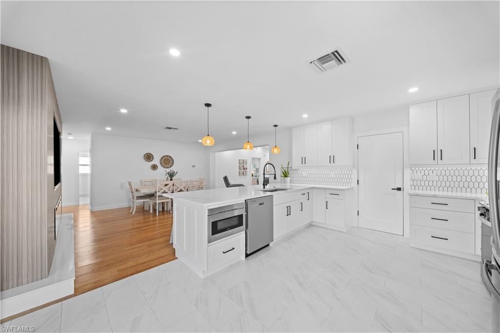 MARCO ISLAND - Residential