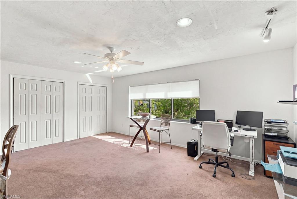 HERITAGE PINES - Residential