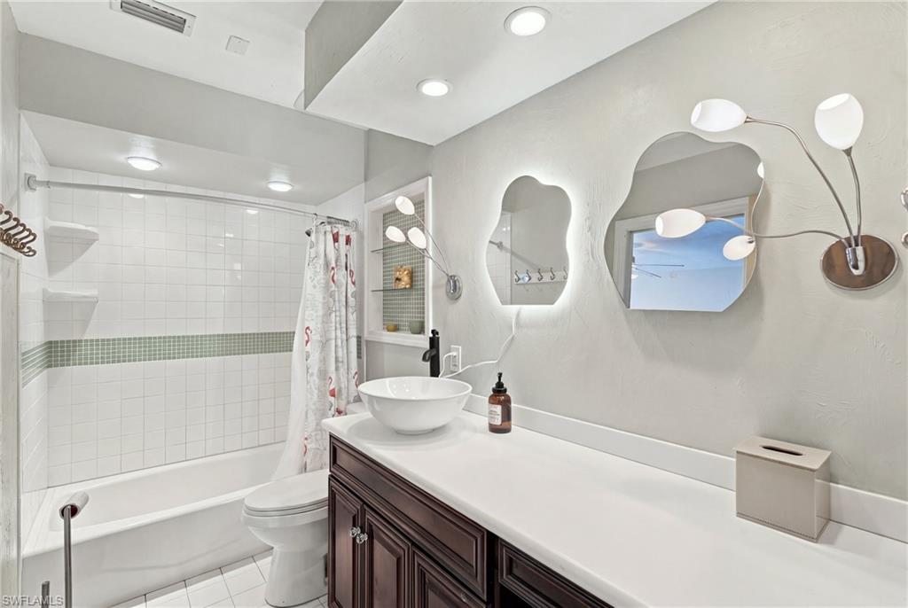 HERITAGE PINES - Residential