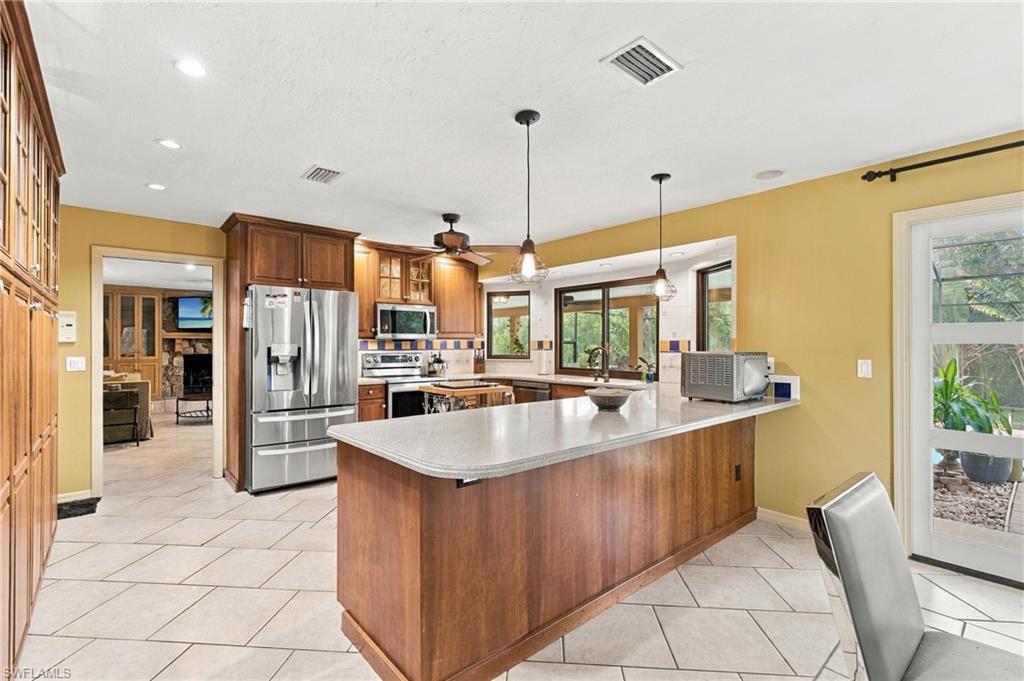 HERITAGE PINES - Residential