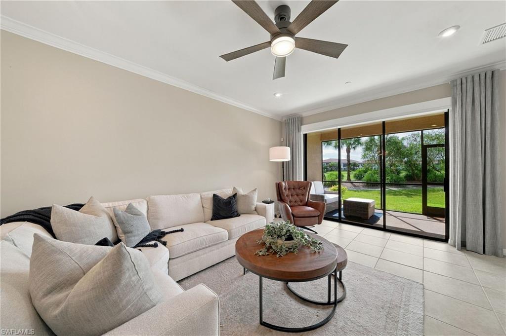 ESPLANADE - Residential