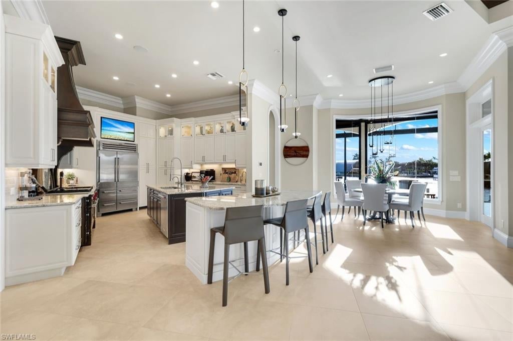 MARCO ISLAND - Residential