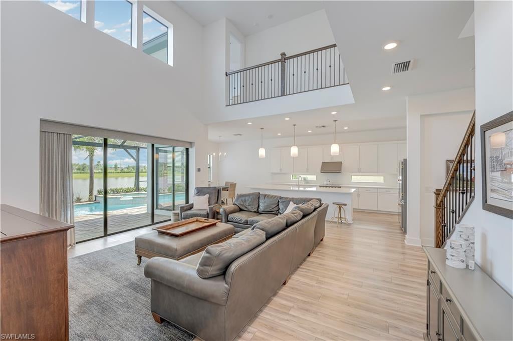 AVALON PARK - Residential