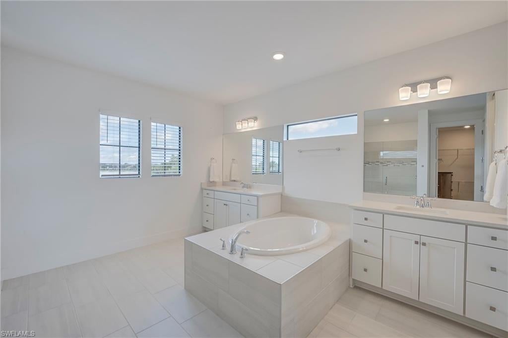 AVALON PARK - Residential