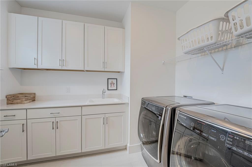 AVALON PARK - Residential