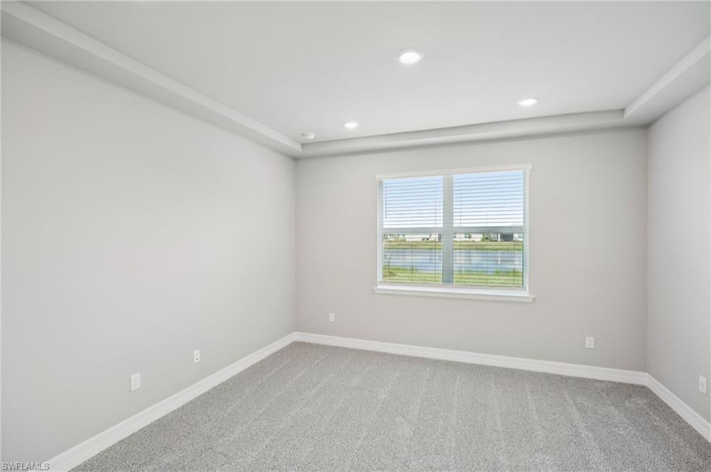 CRESCENT LAKES - Residential