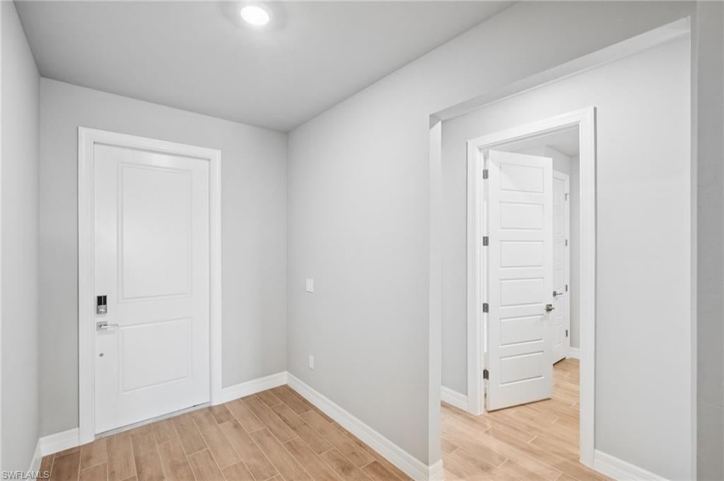 CRESCENT LAKES - Residential