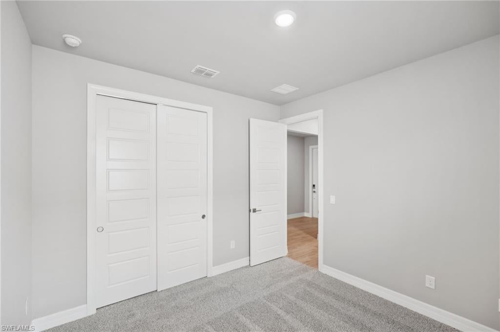 CRESCENT LAKES - Residential