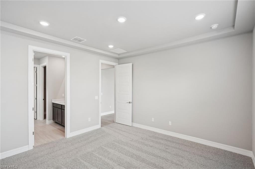 CRESCENT LAKES - Residential