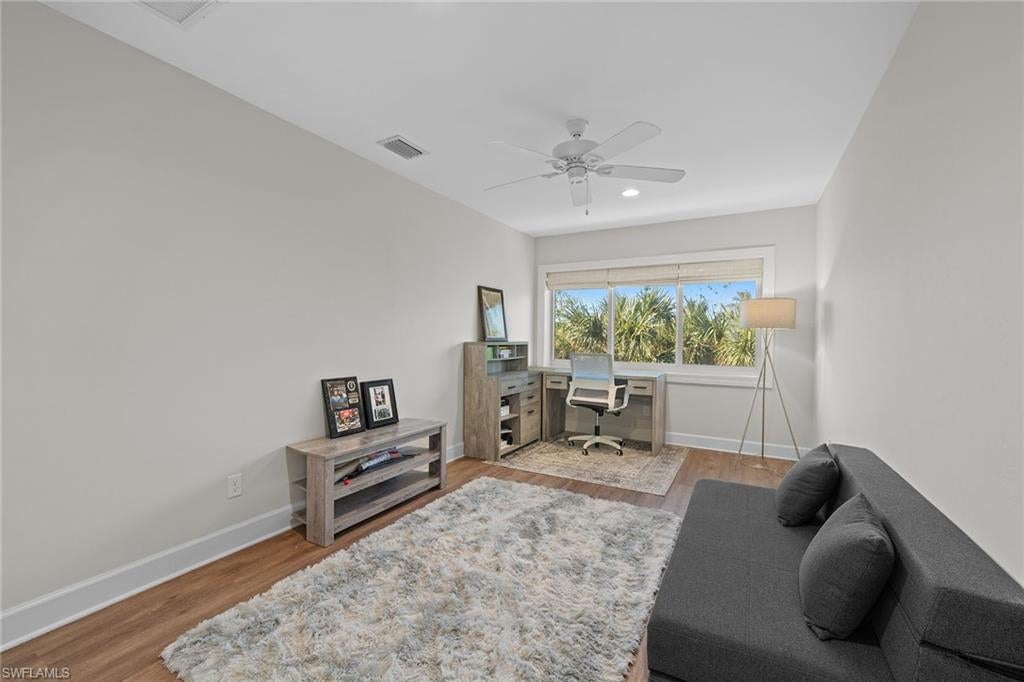 ANCHORS AWEIGH - Residential