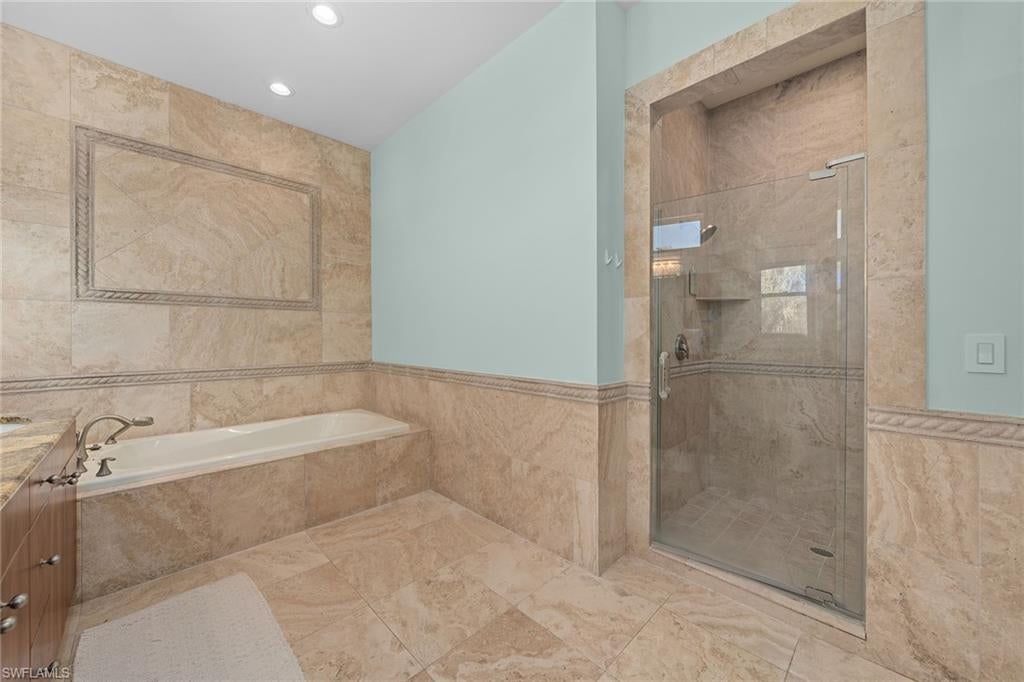 ANCHORS AWEIGH - Residential