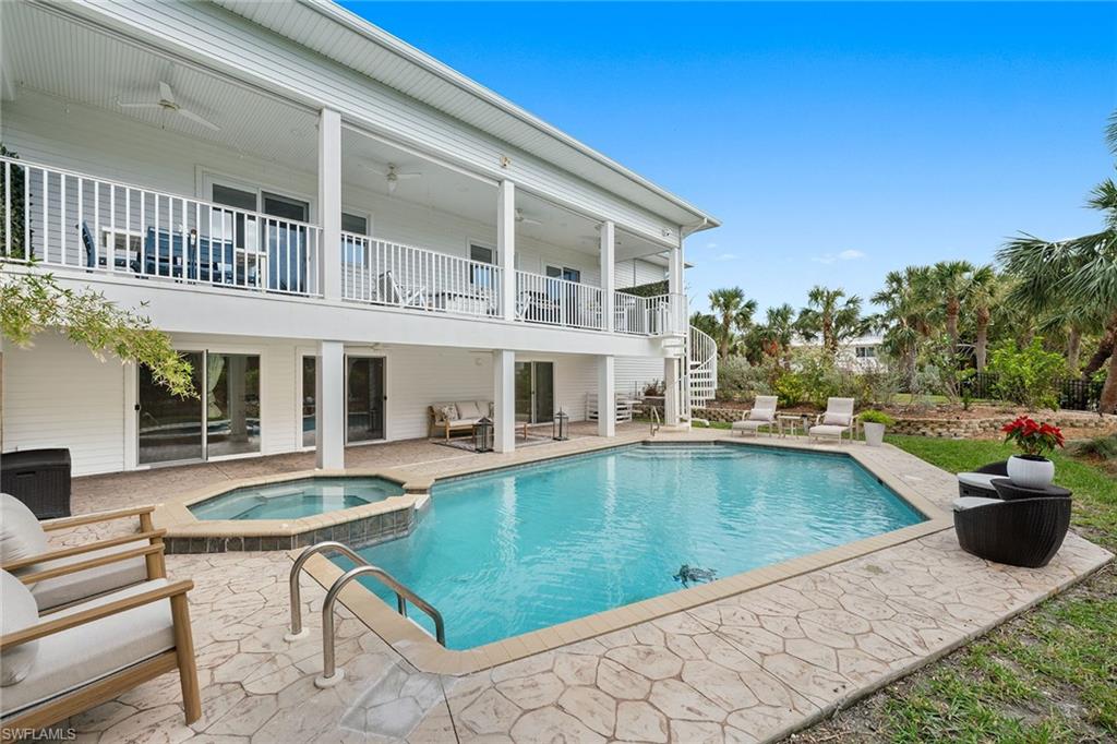 ANCHORS AWEIGH - Residential