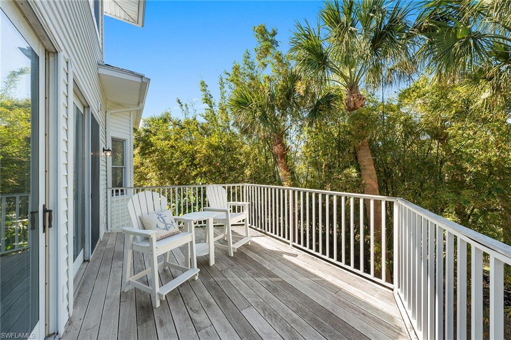 ANCHORS AWEIGH - Residential