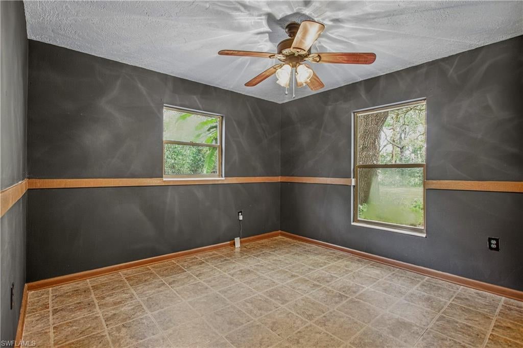 QUAIL RUN CONDO - Residential