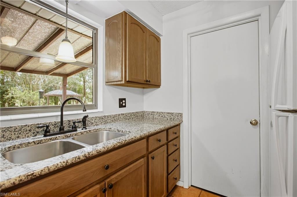 QUAIL RUN CONDO - Residential