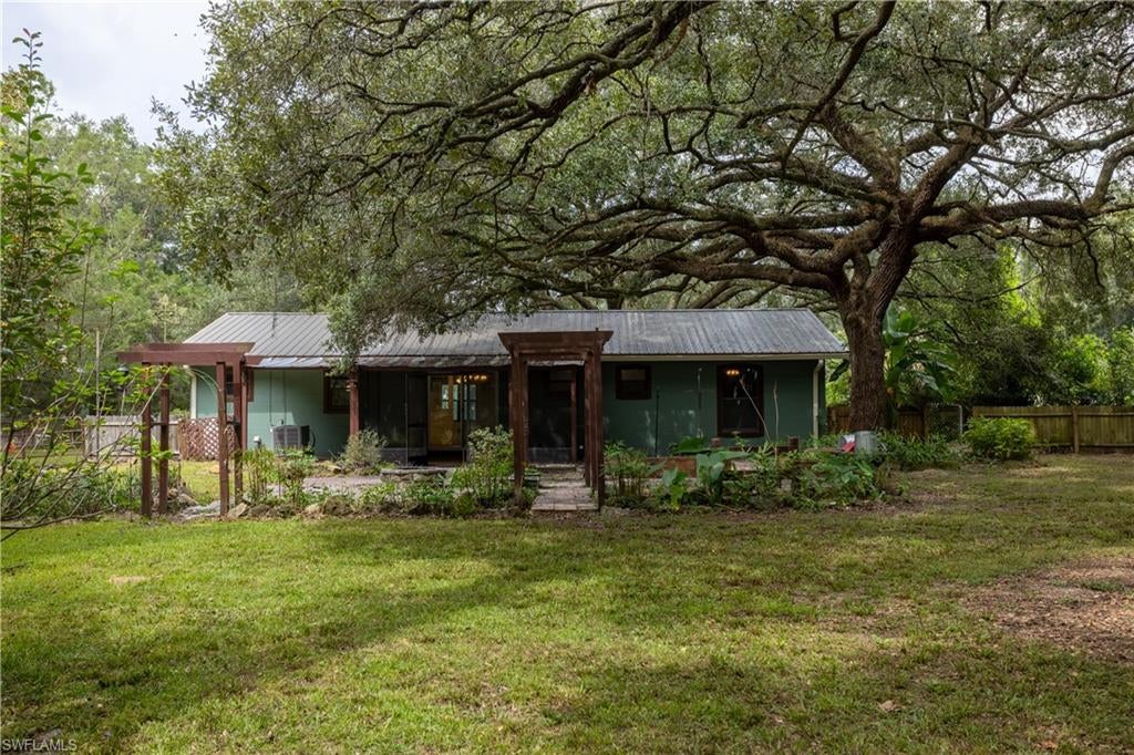 QUAIL RUN CONDO - Residential