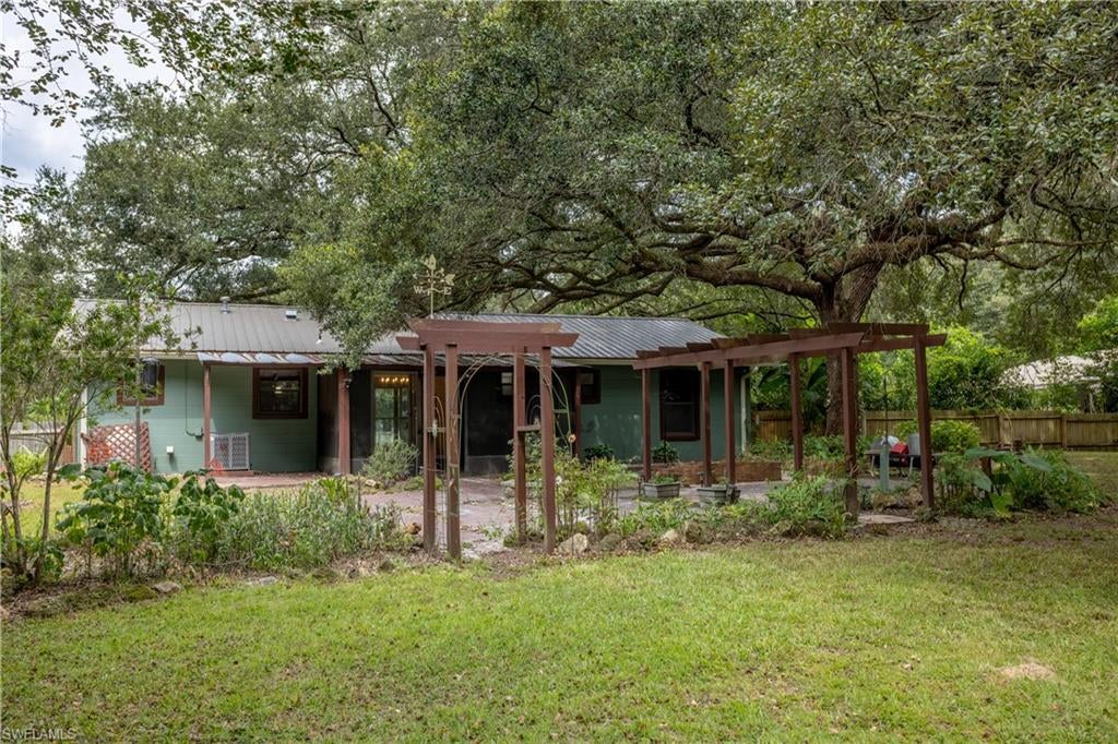 QUAIL RUN CONDO - Residential