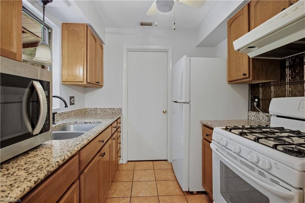 QUAIL RUN CONDO - Residential