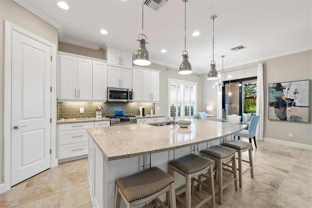 PEBBLE POINTE - Residential