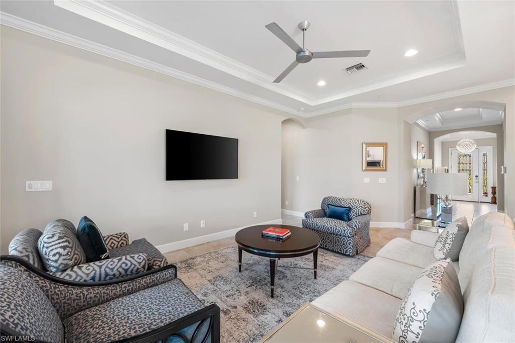 PEBBLE POINTE - Residential