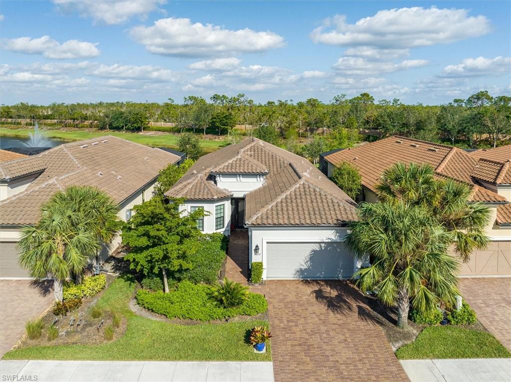 PEBBLE POINTE - Residential