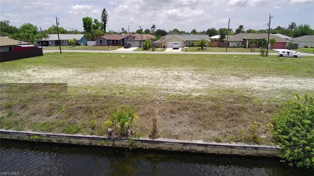 CAPE CORAL - Land