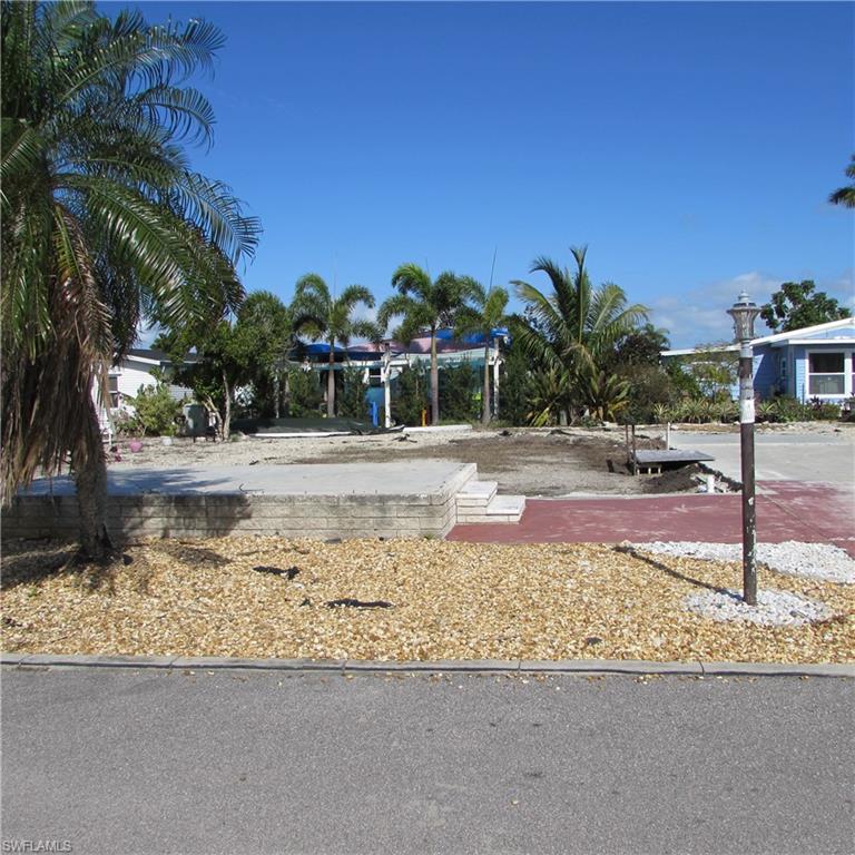 PINE ISLAND COVE - Land