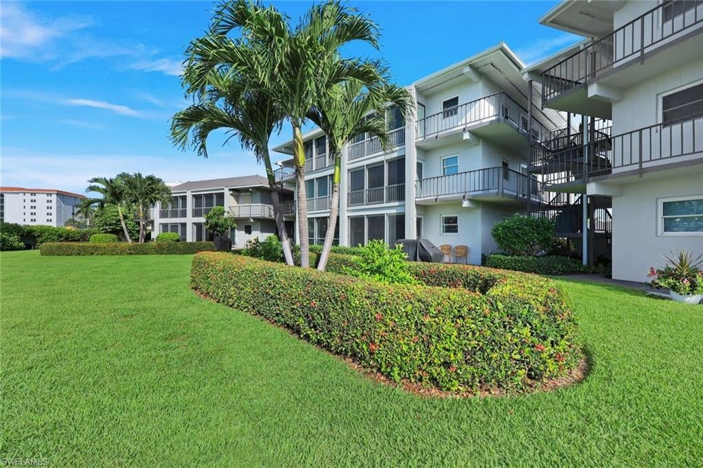 HARBORSIDE GARDENS - Residential Lease