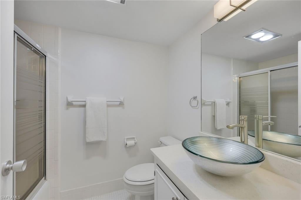 HARBORSIDE GARDENS - Residential Lease