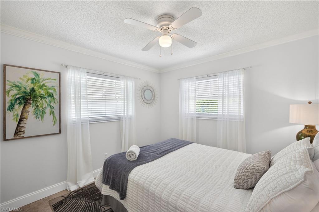 NAPLES PARK - Residential Income