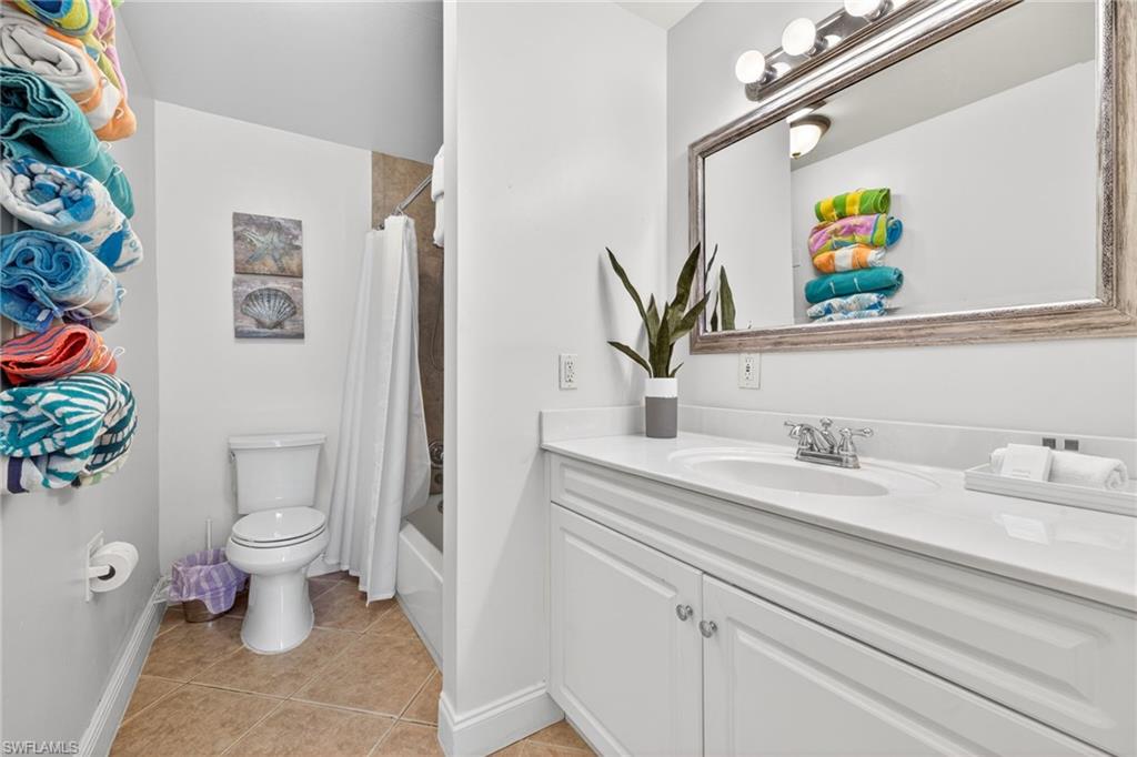 NAPLES PARK - Residential Income
